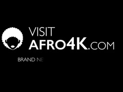 Cul, Preservatif, Noir ébène, Interracial, Seins naturels, Pov, Chatte, Suçant