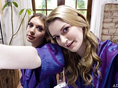 Tetas grandes, Penetracion con dedos, Besar, Masturbación, Flaco, Estriptis, Adolescente, Tetas