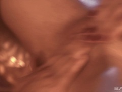 Blondine, Braunhaarige, Lesbisch