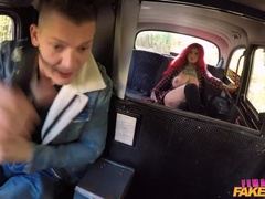 Leie, Blasen, Auto, Schwanz, Pov, Kurzes haar, Tätowierung, Titten