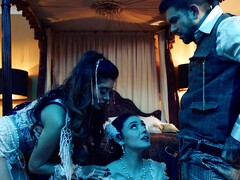 Grote mammen, Pijpbeurt, Bruinharig, Sperma in gezicht, Hd, Latijnse vrouw, Tieten likken, Speelgoed