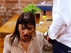 アナル, 巨乳な, 浮気者, 浮気する, フェティッシュ, 母, 放尿, 三人