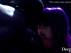 Schwanz, Hundestellung, Aufs gesicht abspritzen, Füsse, Fetisch, Interrassisch, Lecken, Muschi