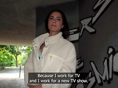 18 jahre, Grosse titten, Blasen, Braunhaarige, Kehlenfick, Hd, Latina, Realität