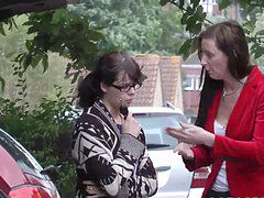 Pijpbeurt, Brits, Europees, Vingeren, Rijpe lesbienne, Kousen, Tatoeage