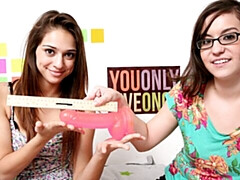 Cul, Grosse bite, Blonde, Sucer une bite, En levrette, Seins naturels, Adolescente, Nénés