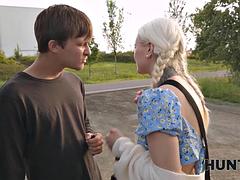 Blondine, Gehörnter ehemann, Hardcore, Im freien, Pov