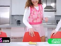 Anal, Gros cul, Le plan cul à quatre, Innocente, Orgie, Fête, Pov, Chatte