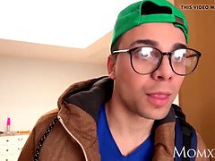 Británico, Engañando, Hd, Enorme, Marido, Madres para coger, Mamá, Tetas