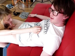 Mooi, Rondborstig, Classisch, Schattig, Diep in de keel, Lul, Tepels, Tieten likken