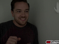 18 jaar, Grote lul, Pijpbeurt, Groep, Hardcore, Orgie, Trio, Tieten likken