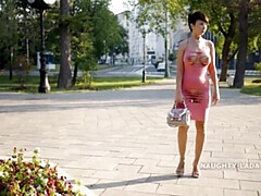 Vestido, Mamá, Al aire libre, Público, Coño, Ruso, Sexo soft, Esposa