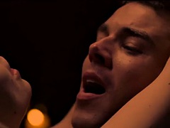 Анальный секс, Красотки, Большой член, Семяизвержение, Фетиш, Группа, Секс без цензуры, На природе