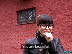 Amateur, Sucer une bite, Voiture, Éjaculation interne, De plein air, Pov, Public, Russe