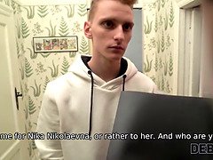 In den arsch, Arsch, Blasen, Braunhaarige, Gehörnter ehemann, Schwanz, Handjob, Wichsen