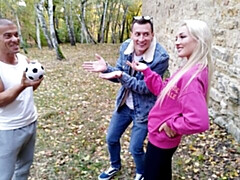 18 jahre, Grosser arsch, Grosser schwanz, Blondine, Hundestellung, Natürlichen titten, Jungendliche (18+), Titten