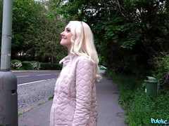 Чешки, Секс без цензуры, Джинсы, На природе, На публике, Киски, Бритые, Юбки