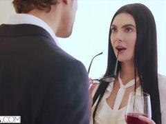 Arsch, Blasen, Handjob, Küssen, Nippel, Entkleiden, Jungendliche (18+), Titten