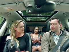 Grosser schwanz, Grosse titten, Blasen, Hundestellung, Frau frau mann, Im freien, Dürr, Jungendliche (18+)