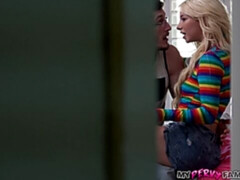 Culo, Rubia, Mamada, Estilo perrito, Pajear, Tatuaje, Adolescente