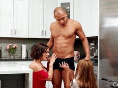 Жопа, Большая жопа, Большой член, Черные, Межрасовый секс, Мастурбация, Милф, Втроем