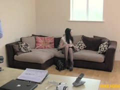 Amateur, Anal, Mamada, Estilo perrito, Lamidas, Masturbación, Oficina, Coño