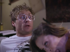 Anal, Culo, Tetas grandes, Coche, Corrida, Garganta profunda, Penetracion con puños, Gafas