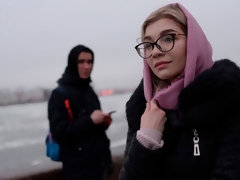 Arsch, Blondine, Blasen, Hundestellung, Brille, Handjob, Küssen, Titten
