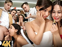 18, バイセクシャル, 浮気者, ドレス, Hd, レズビアン, 公共, ロシア人