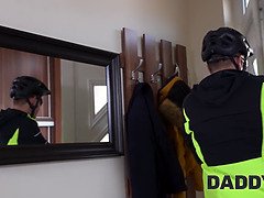 18 летние, Красивые, Брюнетки, Папочка, Венгерки, Киски, Бритые, Молоденькие