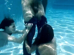 18 jaar, Kont, Grote mammen, Pijpbeurt, Bruinharig, Dichtbij, Roodharige vrouw, Trio