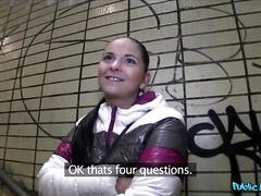 Amateur, Mamada, Estilo perrito, Europeo, Dinero, Al aire libre, Coño, Realidad