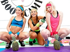 素人, デカ尻, デカチン, デカパイ, フェラチオ, 茶髪の, 女 人男 人, 淫乱熟女