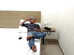 Indian Hotel Room Sex - OYO Malkin Fucked Hard by Amanraza9 & Baby Kajal