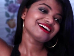 Rondborstig, Fetisj, Handbeurt, Indisch, Ondergoed, Moeder die ik wil neuken, Tiener, Bekijker