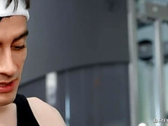 Pijpbeurt, Sperma shot, Diep in de keel, Hondjeshouding, Vingeren, Hardcore, Natuurlijke tieten, Openbaar