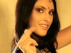 Aziatisch, Pijpbeurt, Bruinharig, Zwart, Indisch, Masseren, Moeder die ik wil neuken, Moeder