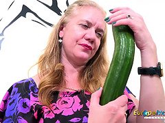 EuropeMaturE Solo Milf Masturbating with Toys