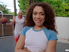 Большая жопа, Большой член, Минет, Брюнетки, Собачьи, Межрасовый секс, Натуральные сиськи, Молоденькие