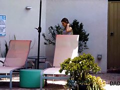 18 jahre, Amerikanisch, Blondine, Papi, Hd, Pool, Rasiert, Jungendliche (18+)