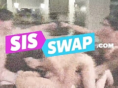 Брат, В одежде, Постарше, Семяизвержение, Семья, Лизание, Милф, Сестра