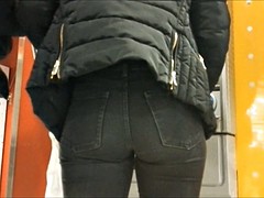 ass in tight jeans voyeur