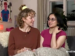 Любители, Жопа, Блондинки, Брюнетки, Хд, Лесбиянка, Натуральные сиськи, Вибратор