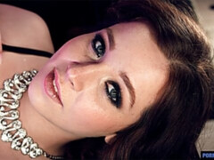 Wohlbeleibte schöne frauen, Grosser arsch, Grosse titten, Blasen, Hundestellung, Kleid, Milf, Natürlichen titten