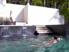 Blonde MILF pornstar Jesse Jane 4k(4K) - Anal jesse outdoor pool hardcore