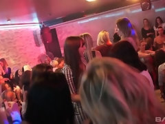 Брюнетки, Европейки, Очки, Группа, Межрасовый секс, Белье, Пирсинг, Тату