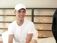 18 años, Verga grande, Mamada, Fetiche, Gay, Pajear, Hd, Tatuaje