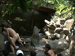 Asiático, Erótico, Japonés, Orgasmo, Al aire libre, Público, Chupando, Mojado