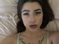 Cul, Gros seins, Brunette brune, Éjaculation interne, Branlette thaïlandaise, Petite amie, Petite femme, Rasée