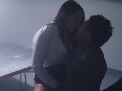 Anal, Gros seins, Sucer une bite, Brunette brune, Tir de sperme, Hd, Lécher le sphincter, Tatouage